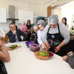 Başkan Aşgın, engelli öğrencilerle yemek yaptı