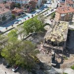 Eski Kız İmam Hatip Lisesi binası yıkıldı