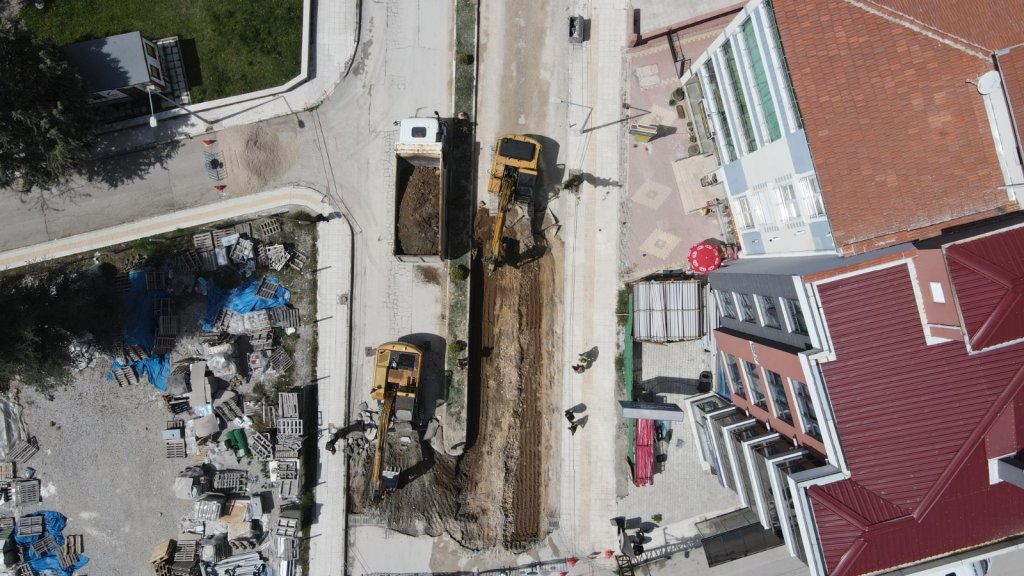 Hüyük Caddesi yenileniyor
