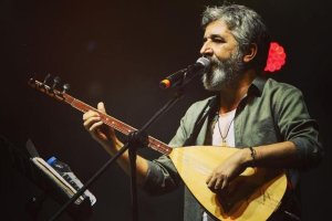 Ali Kınık, hayranlarıyla buluşuyor