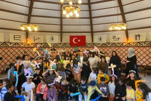 Depremzede çocuklar, festivalde gönüllerince eğlendi