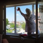 Ev temizliği hizmetiyle yaşlıların yüzü gülüyor