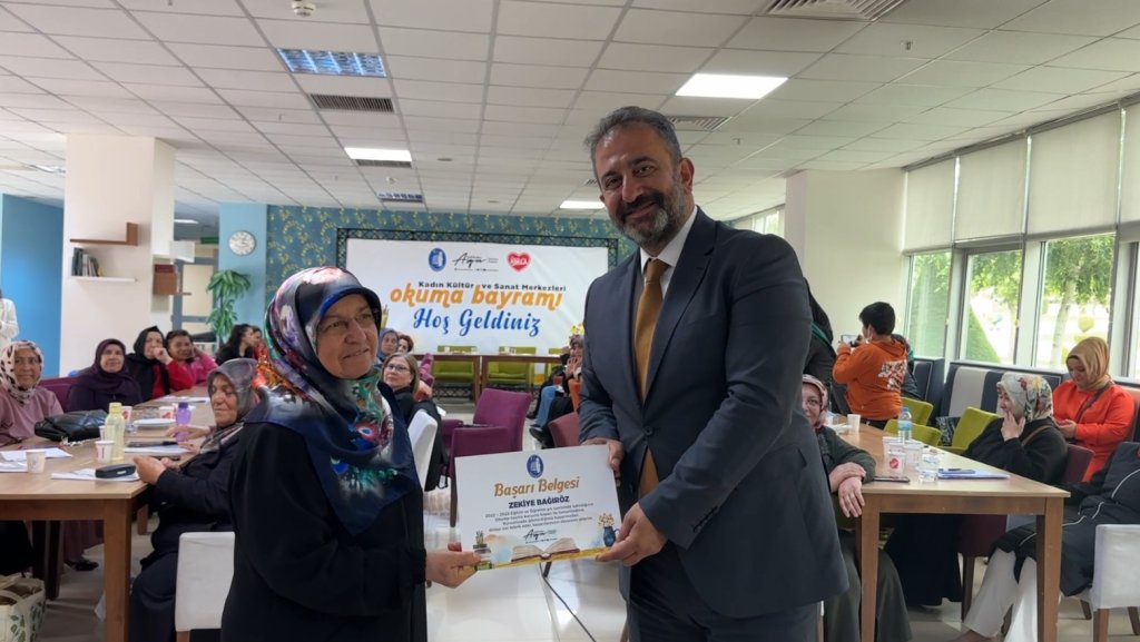 62 kursiyer okuma bayramında sertifikalarına kavuştu