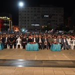 Yücel Arzen’den muhteşem performans