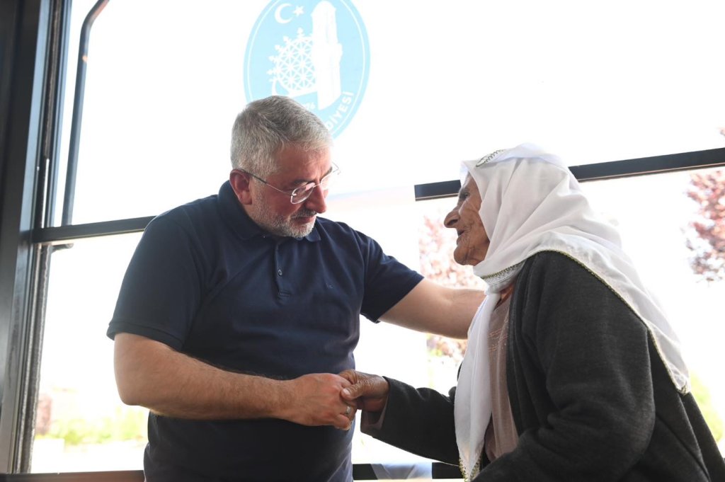 Başkan Aşgın’dan güngörmüşlere vefa