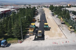 Sanayi Sitesi 17. Cadde Asfaltlandı