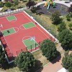 Semt sahaları yenileniyor