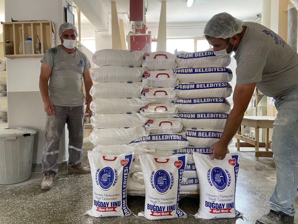 Belediye, ihtiyaç sahipleri için üretti