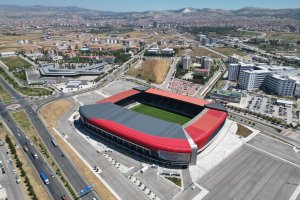 Çorum Şehir Stadyumu maçlara hazır 