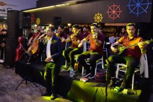 Millet Bahçesi'nde “Sıra Gecesi” 