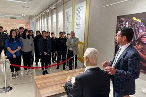 Gençler, şehit emanetleriyle buluştu