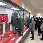 Gençler, şehit emanetleriyle buluştu