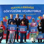 Gökyüzü uçurtmalarla renklendi