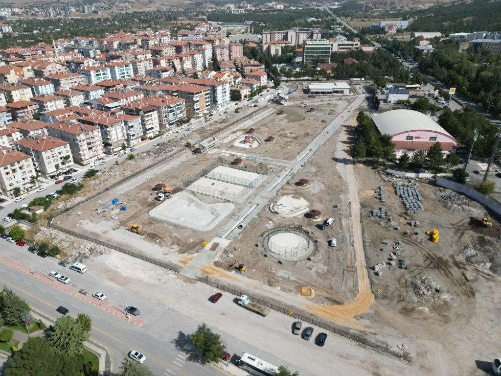 Yeni Millet Bahçesi şekilleniyor