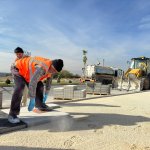 Belediye üretiyor, kaldırımlar güzelleşiyor 