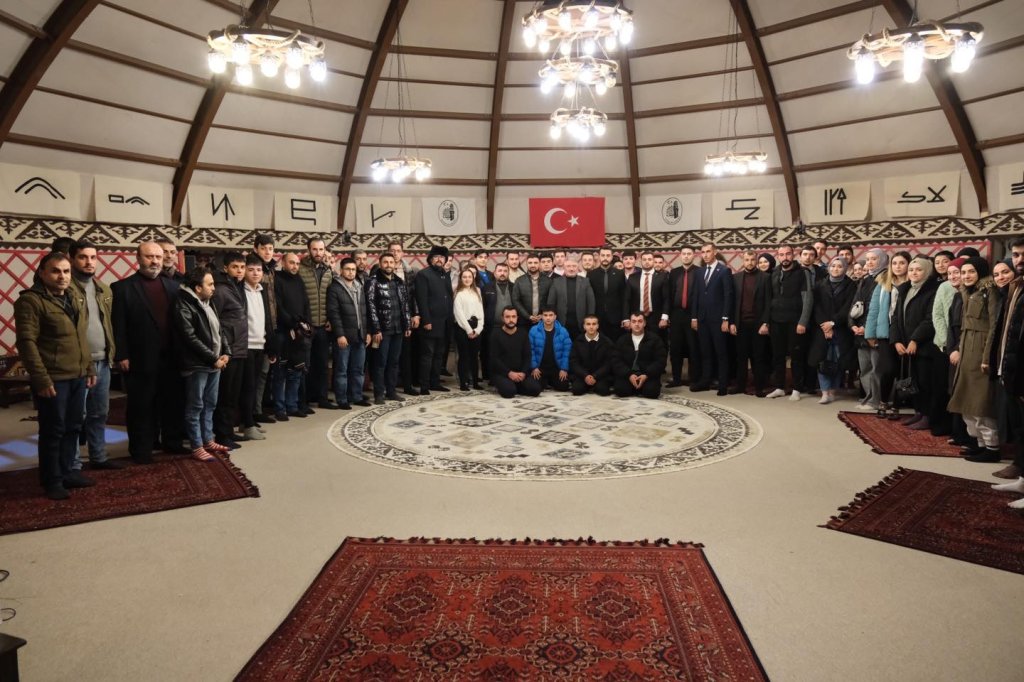 Gençler sordu, Başkan Aşgın cevapladı