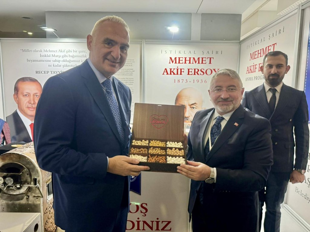 Mehmet Akif Ersoy'u anma etkinliklerinde Çorum standı 
