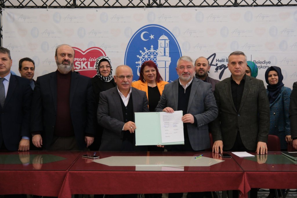 Belediye, daimi işçilerle sözleşme imzaladı