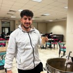 Belediyeden üniversite öğrencilerine çorba ikramı