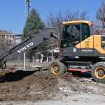 Ahçılar 2. Cadde’de yol genişletme çalışması