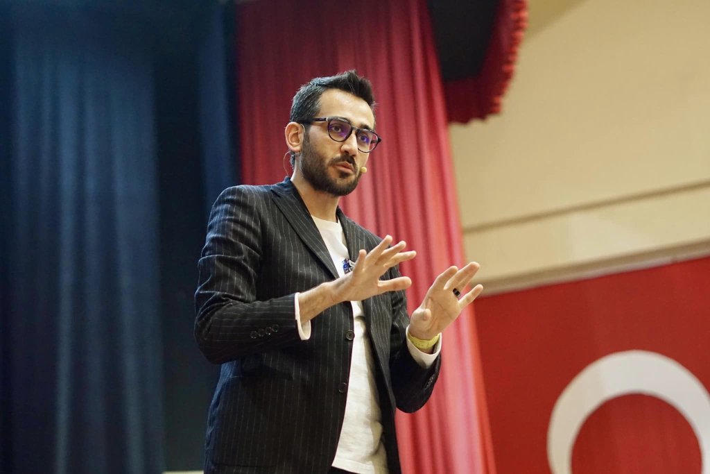 Belediyeden üniversite adaylarına motivasyon semineri