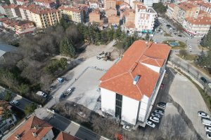 Eti Lisesi bahçesi park ve spor alanı oluyor