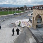 Şehitlik Caddesi Bayraklarla Donatıldı