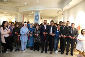 Engelli Eğitim Merkezi öğrencileri sergi açtı