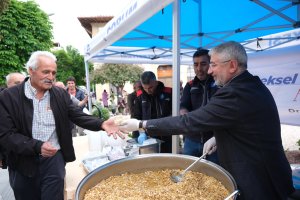 Çorum Belediyesi’nden hedik ikramı