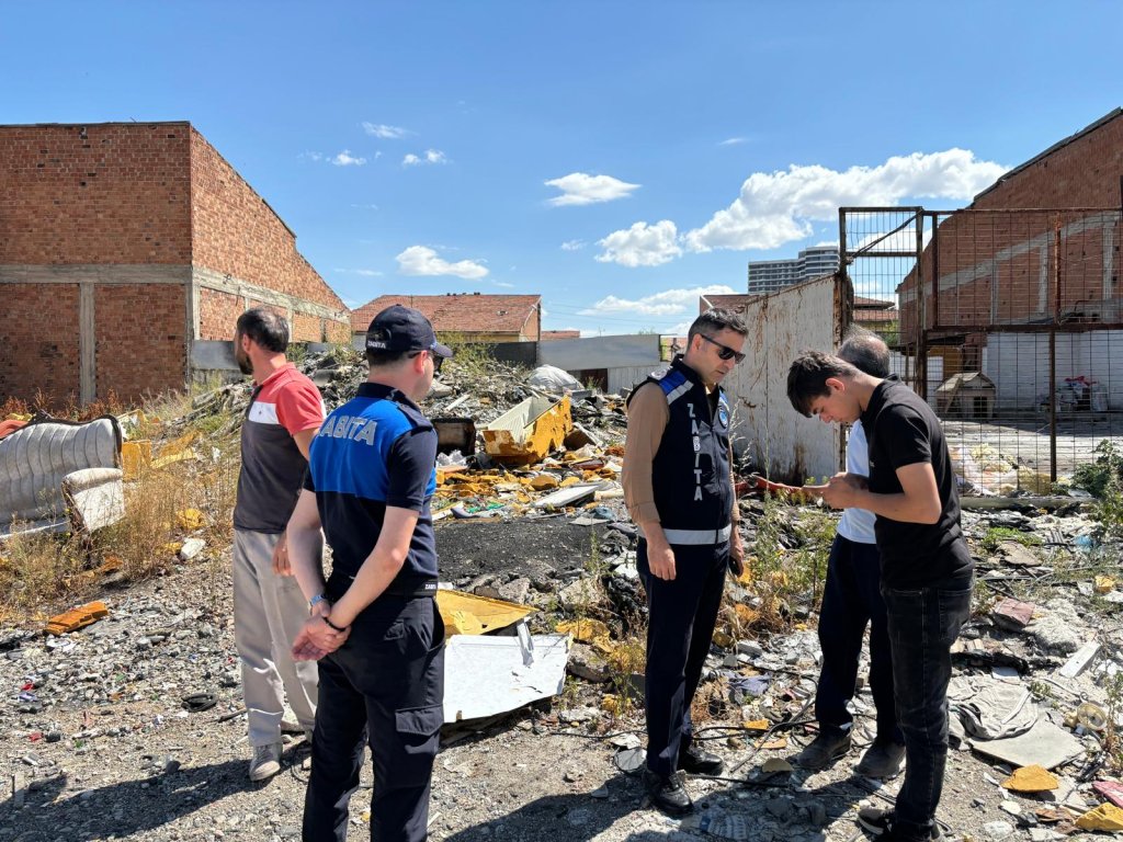 Hurdacılarda Taşınma Çalışması Sürüyor