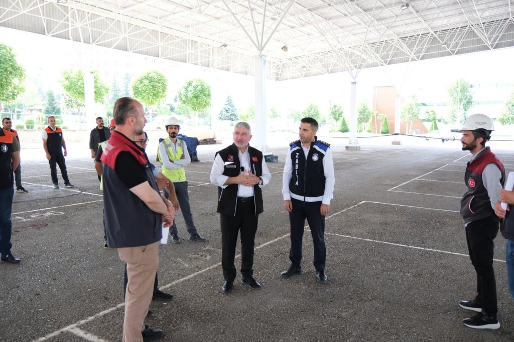 Kapalı Pazarlarda Çadıra İzin Verilmeyecek