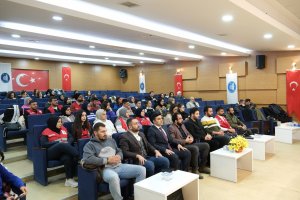 Kent Konseyi’nden “Afet ve Acil Durumlarda Beslenme” konferansı