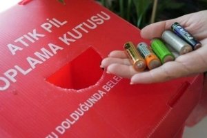 Belediyeden ödüllü atık pil toplama yarışması