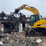 Tehlike arz eden metruk binalar yıkılıyor 