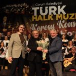 THM konserine türkü severlerden yoğun ilgi