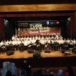 THM konserine türkü severlerden yoğun ilgi
