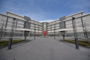 Belediye 6 Milyon 87 Bin TL Kırtasiye Yardımı Yaptı