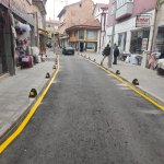 Yol çizgileri yenileniyor 