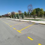 Yol çizgileri yenileniyor 