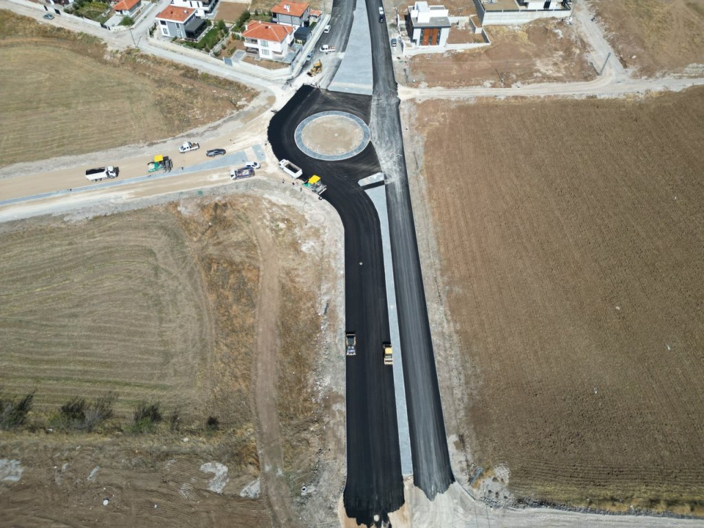 2025’in İlk 10 Ayında 85 Bin Ton Asfalt Çalışması Yapıldı