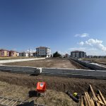 Belediye 11 okula halı saha, 2 okula spor salonu yapacak