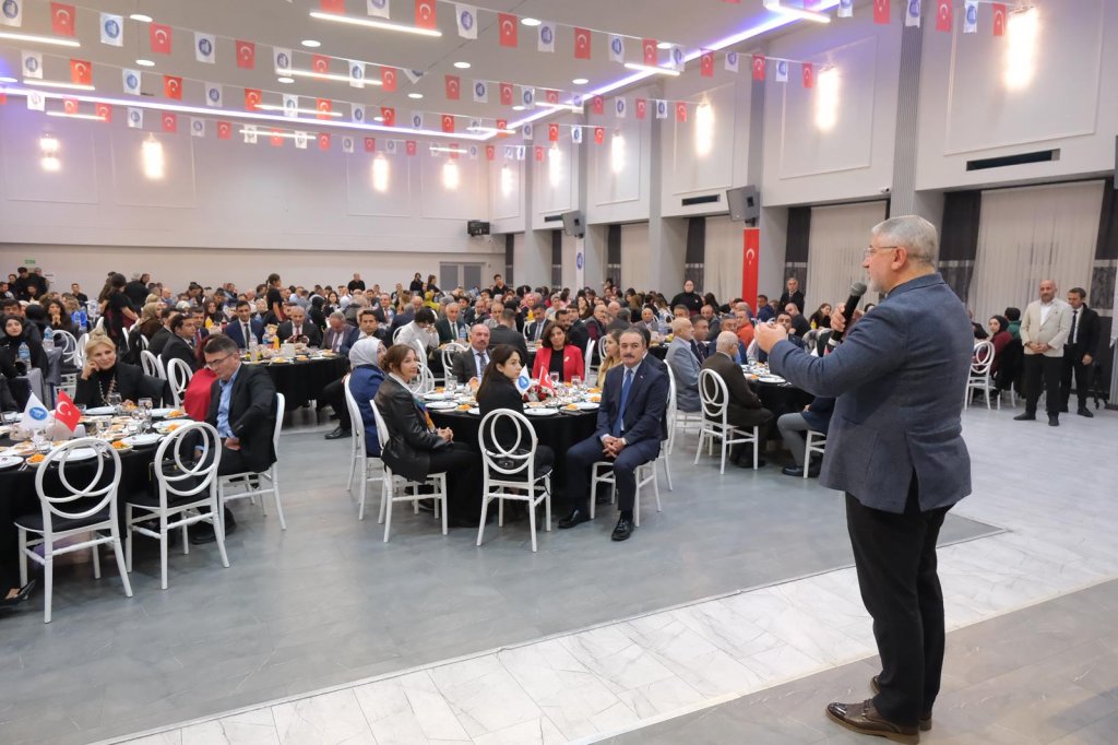 Başkan Aşgın, Öğretmenlerle Buluştu 