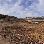 Çomar Barajı’nda yol genişletme çalışmaları sürüyor