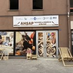 Kadın Eli Ahşabı Sanata Dönüştürüyor