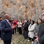 Üniversiteli Gençler Ortaköy’ü Gezdi