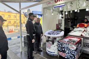 Balık tezgâhlarına zabıtalardan sıkı denetim