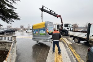 Çöp konteynerleri değişiyor
