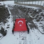 Çocuklar doğaya sevgilerini bıraktı