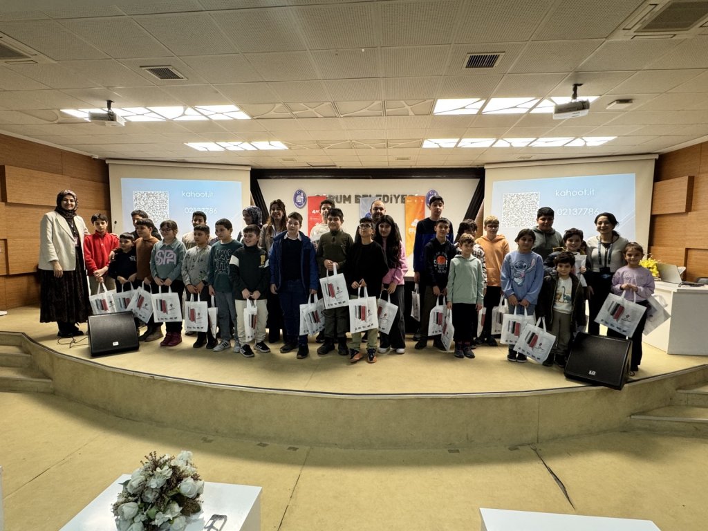 Bilim Çorum’da Kış Akademisi Kapanış Töreni Gerçekleştirildi