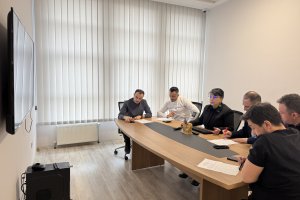 15 halı sahanın ihalesi yapıldı